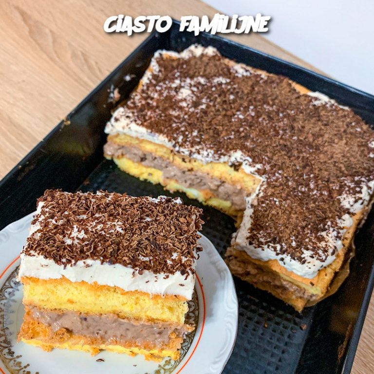 Ciasto Familijne: A Perfect Family Cake Recipe