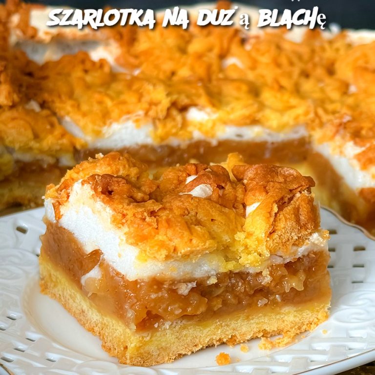 Szarlotka na Dużą Blachę (Polish Apple Pie Recipe)