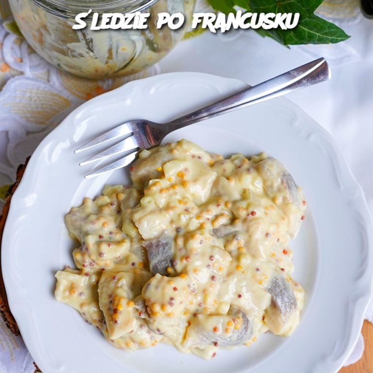 Śledzie po Francusku (French-Style Herring Salad)