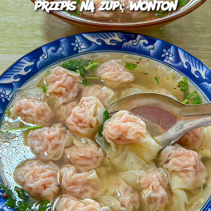 Przepis na zupę wonton