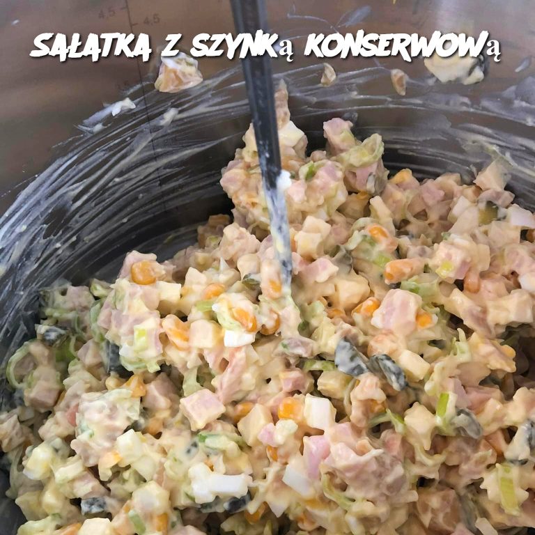 Sałatka z Szynką Konserwową: A Flavorful Polish Salad Recipe