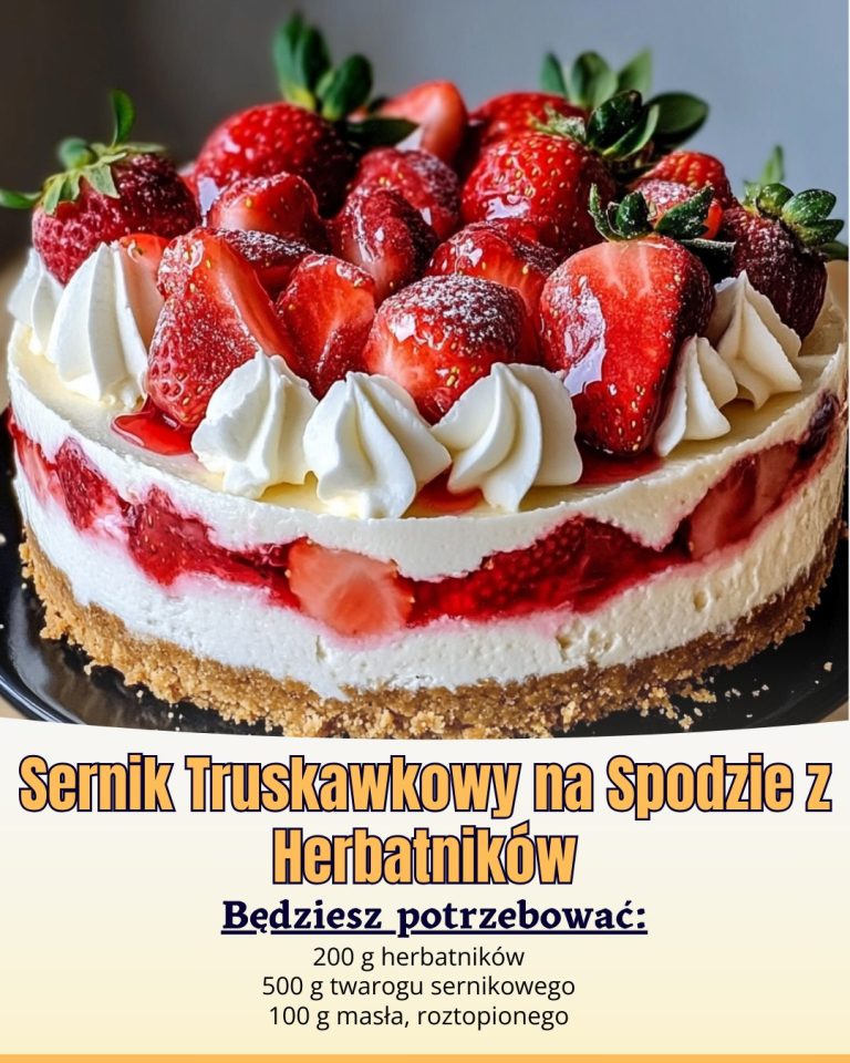 Sernik Truskawkowy na Spodzie z Herbatników